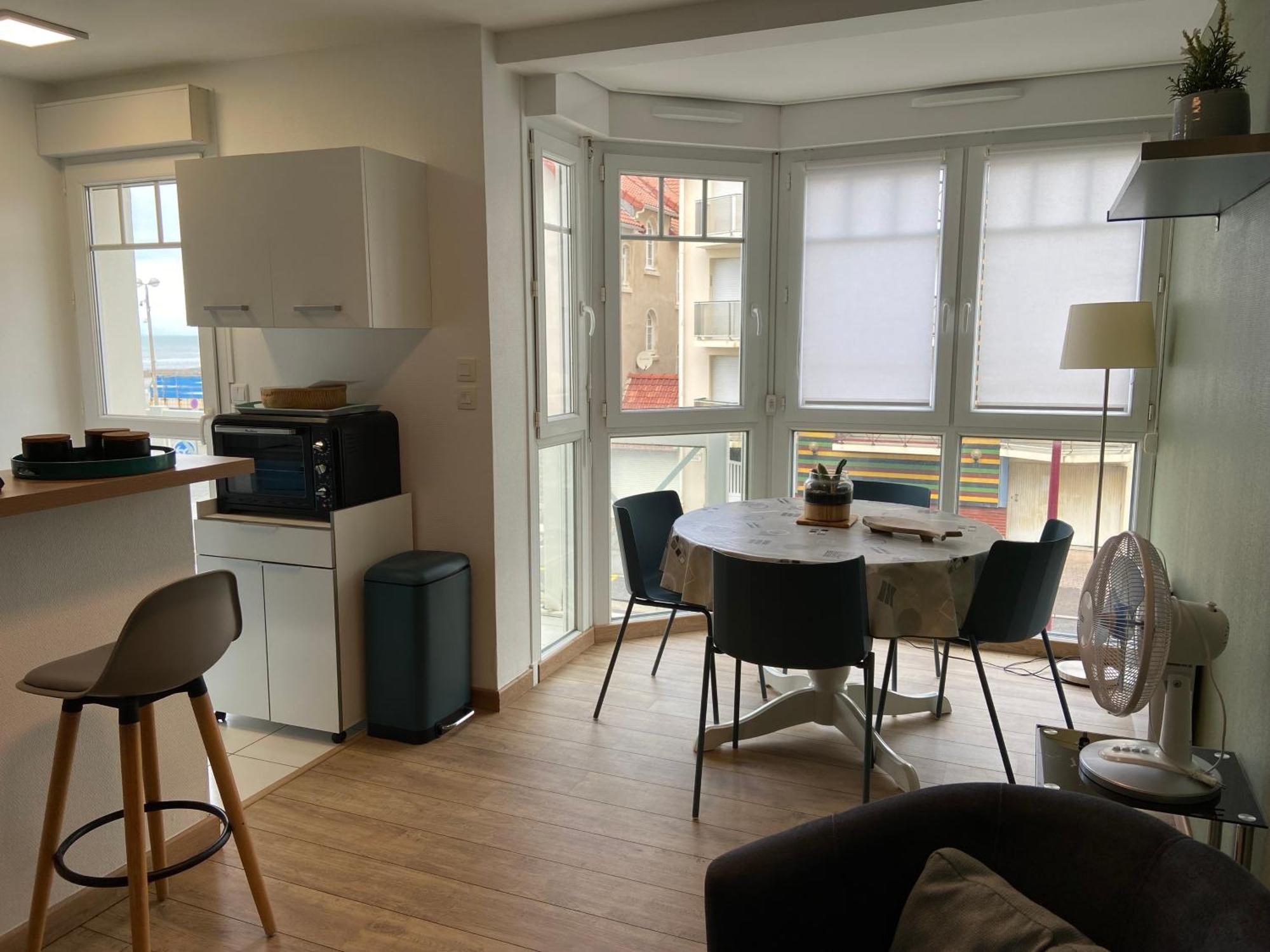 Le Bon Endroit En Bord De Mer, Vue Mer , Parking Et Wifi Wimereux Exterior photo